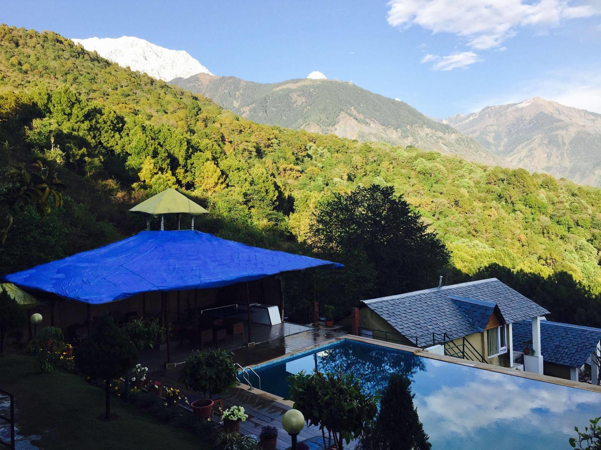 Hotel The Exotica à Dharamshala Extérieur photo